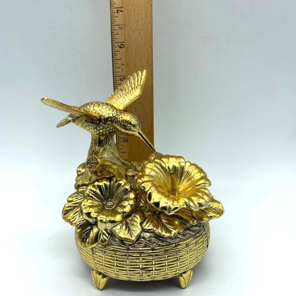 Vintage Gold Tone Metal Hummingbird Music Box Japan Articulating Wing Movement - Picture 7 of 9